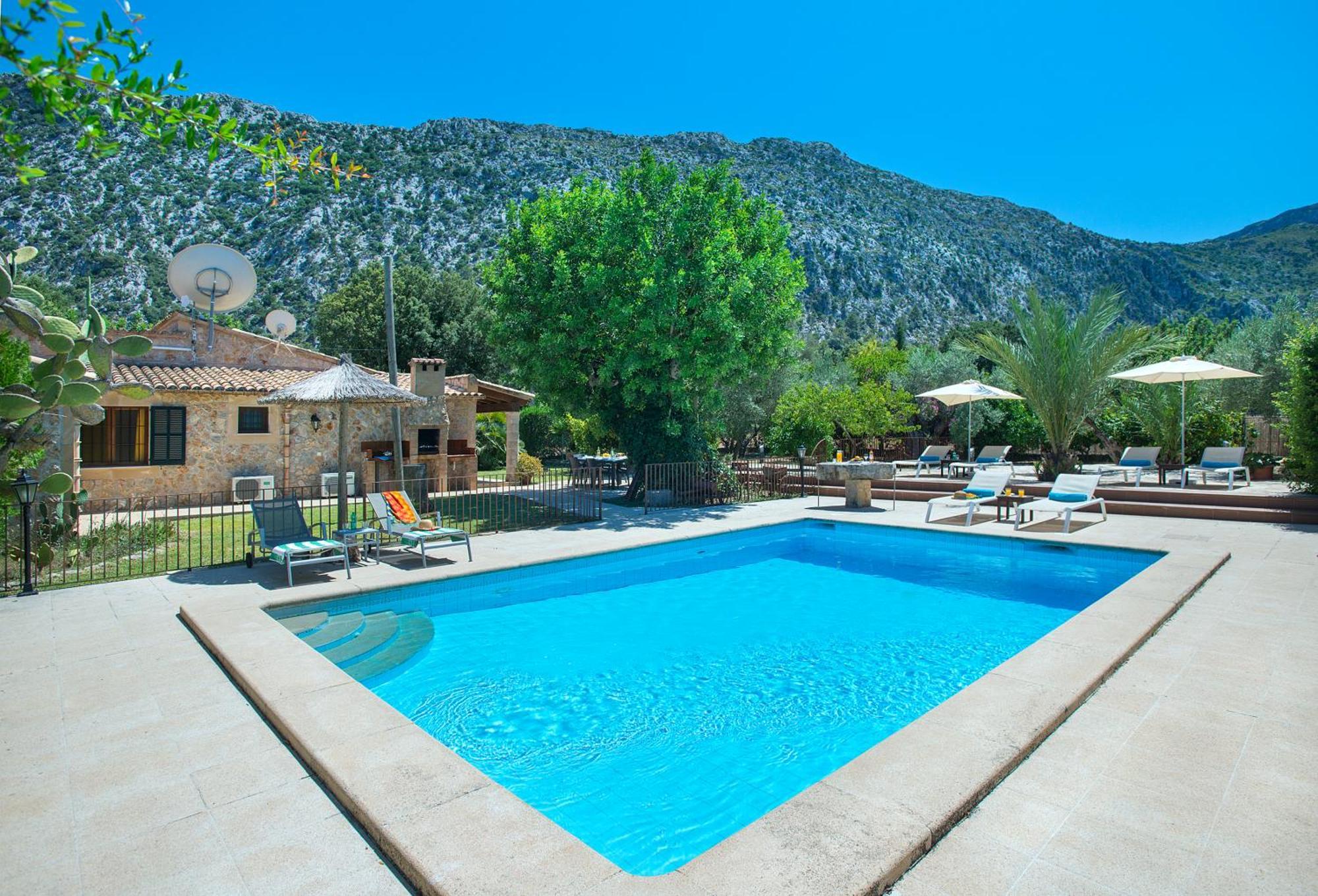 Owl Booking Villa Pau - Fantastic Views ポレンサ エクステリア 写真